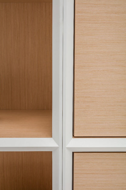 Gravity bookcase