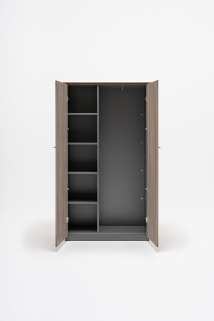 Status wardrobe