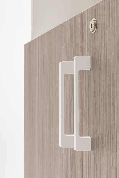 Basic half-bookcase