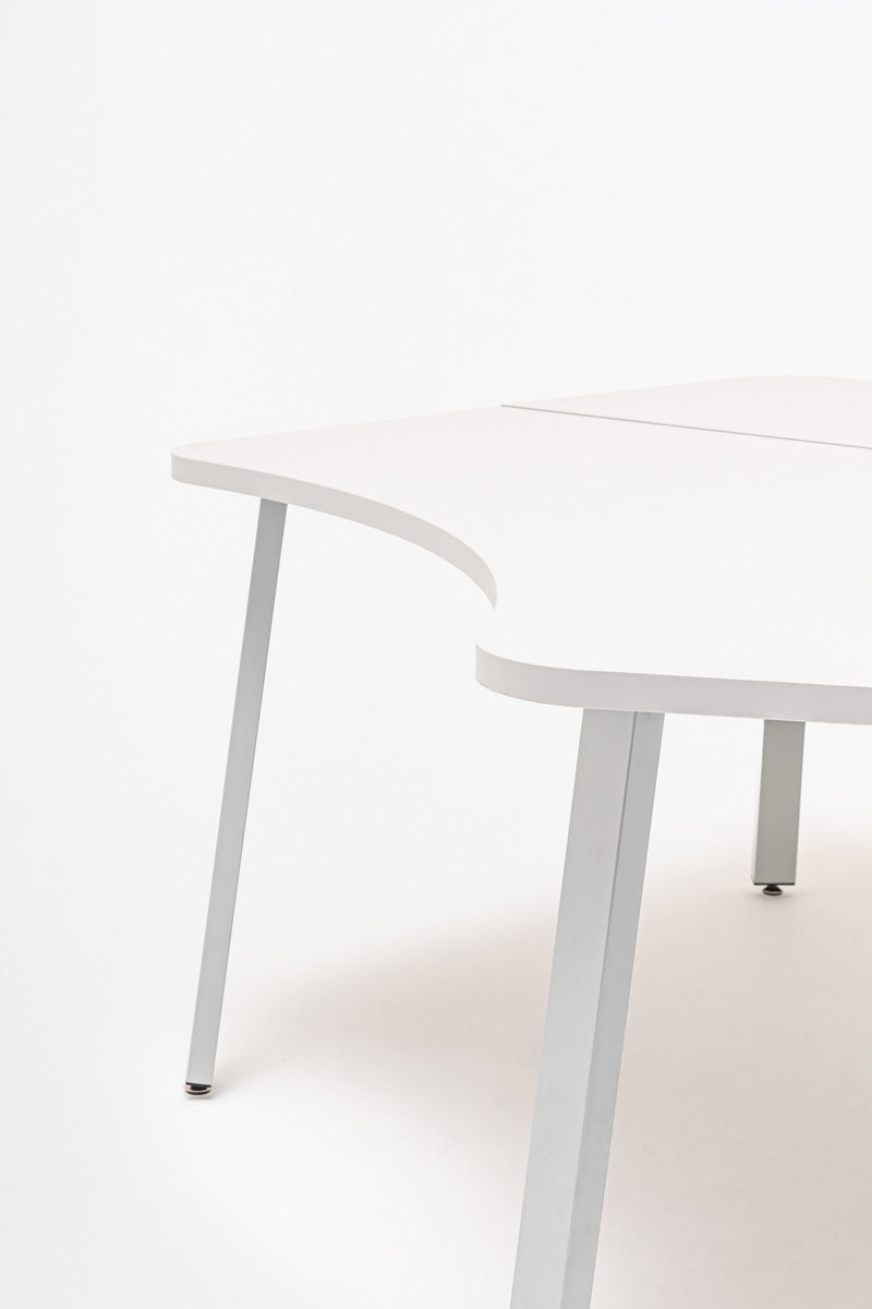 Ogi A Bänkskrivbord tre-stationer