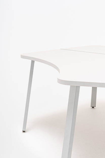 Ogi A Bänkskrivbord tre-stationer
