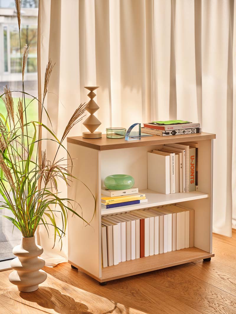 Standard bookcase