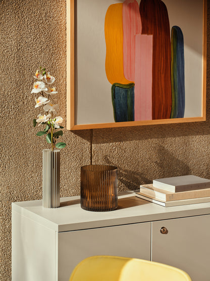 Color cabinet