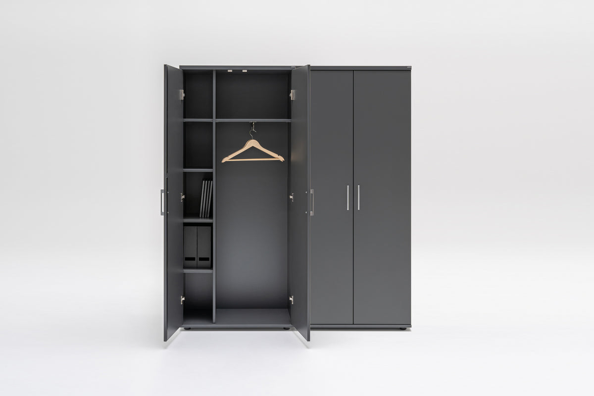 Standard wardrobe